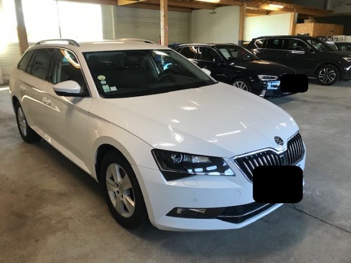 Skoda Superb Break 2L TDI 150CH 4X4 FINITION BUSINESS Blanche - 1