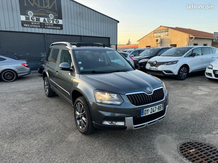 Skoda Yeti 2.0 tdi 150 ch edition green 4x4 toit pano -gps- ouvrant Gris - 1