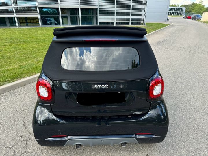 Smart Brabus Smart Fortwo 1.0 L 109 Ch Brabus Xclusive Cabriolet Noir Métallisé - 9