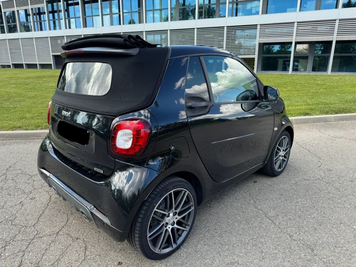 Smart Brabus Smart Fortwo 1.0 L 109 Ch Brabus Xclusive Cabriolet Noir Métallisé - 11