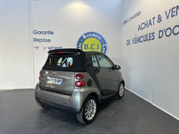 Smart Fortwo CABRIOLET 71CH MHD PASSION SOFTOUCH Gris Fonce - 4