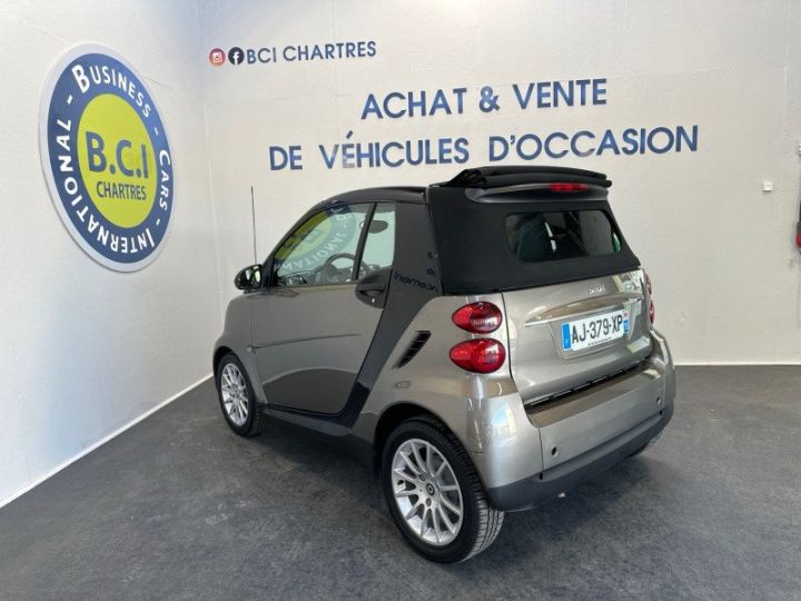 Smart Fortwo CABRIOLET 71CH MHD PASSION SOFTOUCH Gris Fonce - 5