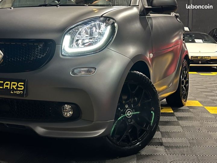 Smart Fortwo LOA 267 euros 90CV URBANSHADOW Gris - 2