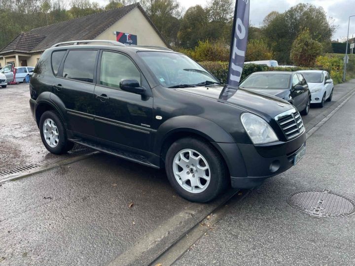 SSangyong Rexton 2.7 D 4x4 186Ch Noir Laqué - 3