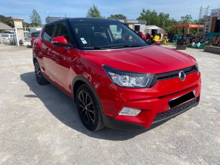 SSangyong Tivoli 160 E-XDI 115CH 2WD LUXURY SAFETY PACK Rouge - 1