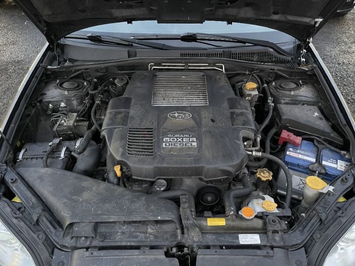 Subaru Legacy Boxer Diesel 2.0D Club AWD Gris - 10