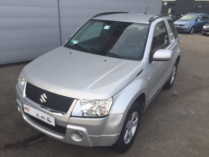 Suzuki Grand Vitara 1.9 DDiS 3P     Diesel GRIS CLAIR - 3