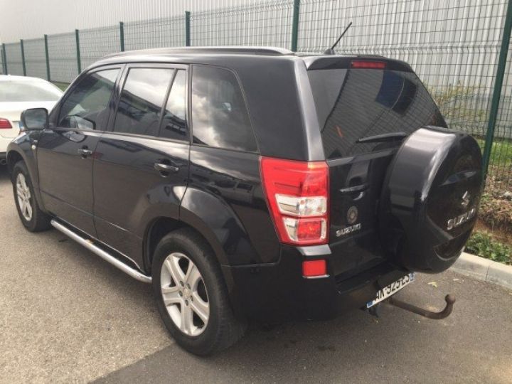 Suzuki Grand Vitara 1.9DDiS 5P LUXE     Diesel NOIR - 5