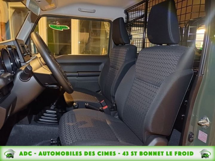 Suzuki Jimny 1.5 VVT Privilège 2 places Vert Foncé - 16