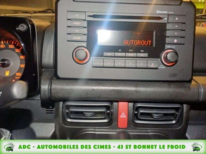 Suzuki Jimny 1.5 VVT Privilège 2 places Vert Foncé - 20