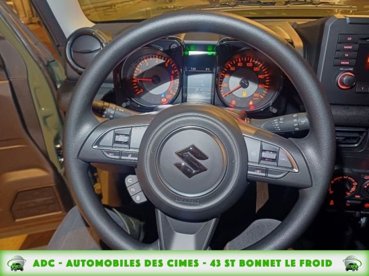 Suzuki Jimny 1.5 VVT Privilège 2 places Vert Foncé - 22