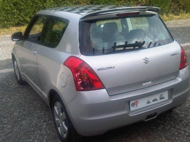 Suzuki Swift 1.3 DDIS 75 CV 3P GLX     Diesel GRIS CLAIR - 10