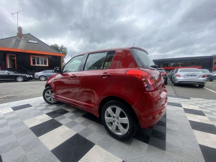 Suzuki Swift 1.3 VVT GL 5P Rouge - 9