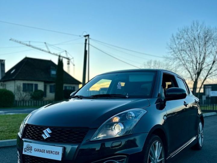 Suzuki Swift 1.6i 136ch 16V SPORT Noir - 1