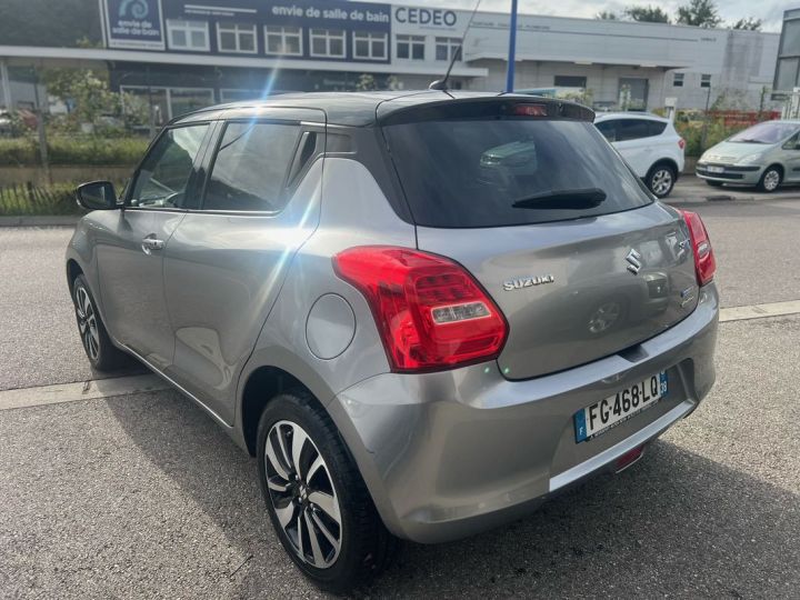 Suzuki Swift IV 1.2 Hybrid 90 Privilege Allgrip 4X4 1ère Main Gris - 4