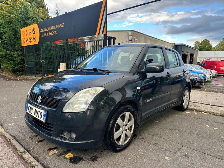 Suzuki Swift SUZUKI SWIFT II 1.5 CONFORT BVA 5P NOIR - 1