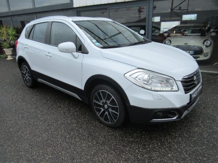 Suzuki SX4 S-Cross 1.6 DDiS 120 ch 4x4 Allgrip Style Blanc - 3