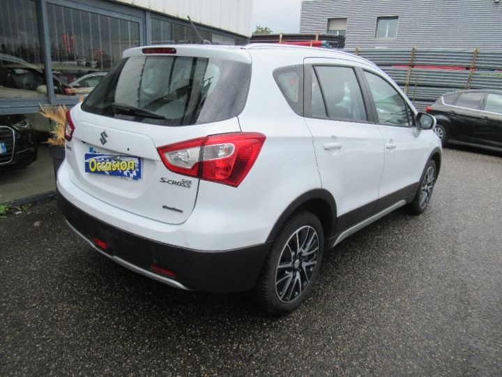 Suzuki SX4 S-Cross 1.6 DDiS 120 ch 4x4 Allgrip Style Blanc - 4