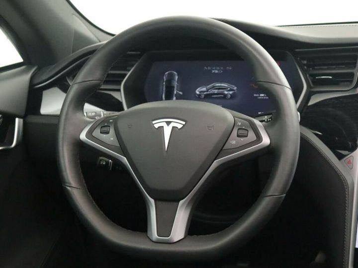 Tesla Model S Tesla Model S 75D Base Autopilot PANO *BTW gris - 8