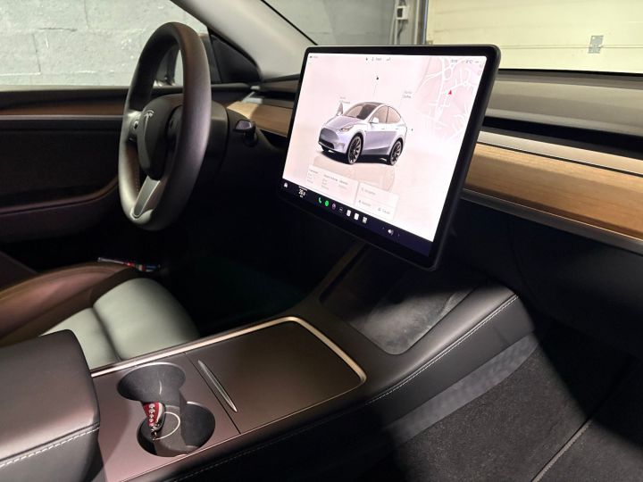 Tesla Model Y Grande Autonomie Dual Motor AWD  GRIS QUIKSILVER - 41