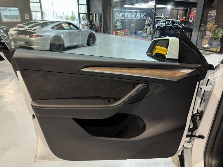 Tesla Model Y Propulsion ATTELAGE Blanc - 8