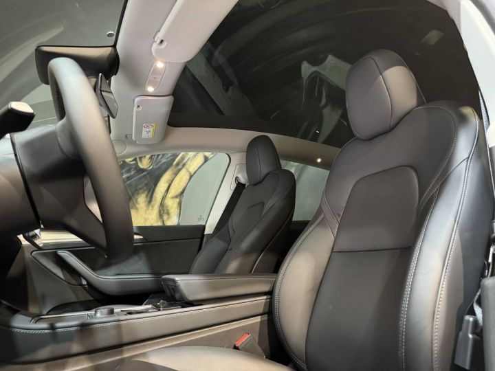 Tesla Model Y Propulsion ATTELAGE Blanc - 10