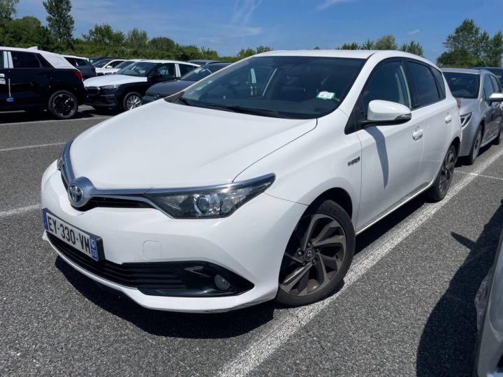 Toyota Auris II HSD 136h Design Business BLANC - 1