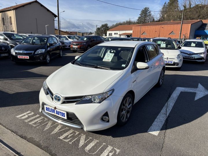 Toyota Auris II HSD 136h Dynamic BLANC - 2