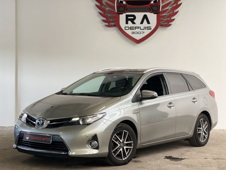 Toyota Auris Touring Sports HYBRIDES 1.8 100CH EDITION SPORT Gris Clair Métallisé - 2