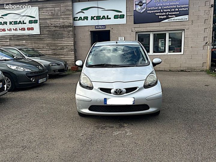 Toyota Aygo 1.0 VVT-I 68CH 5P  - 2