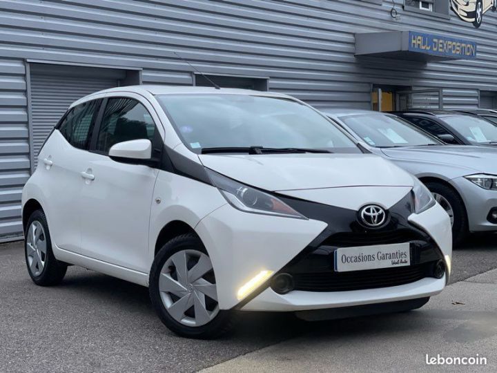 Toyota Aygo 1.0 VVT-I 69ch X-Play 5P Caméra de recul LED Blanc - 1