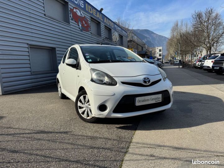 Toyota Aygo (3) 1.0 vvt-i dynamic 3p bva5 Blanc - 2