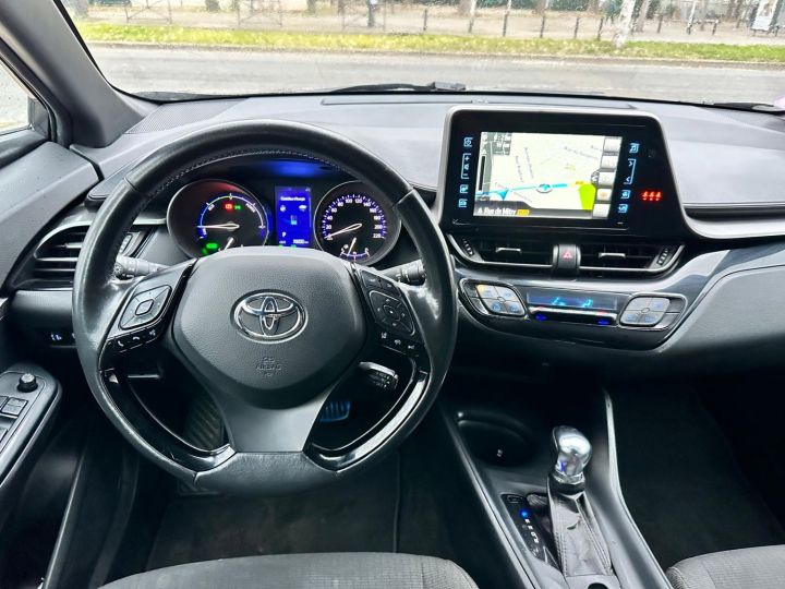 Toyota C-HR 1.8 HYBRIDE 122 DYNAMIC GRIS - 17