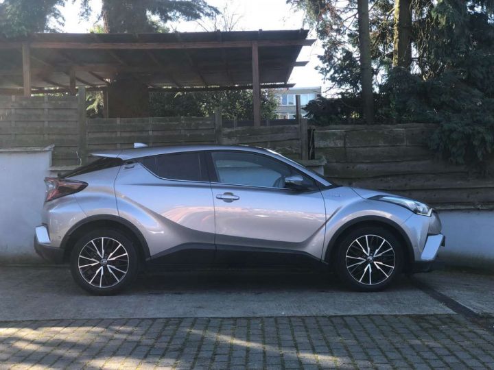 Toyota C-HR 1.8i VVT-i Hybrid C-Hic E-CVT Gris Métallisé - 2