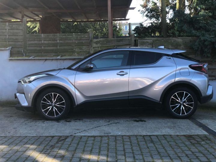 Toyota C-HR 1.8i VVT-i Hybrid C-Hic E-CVT Gris Métallisé - 5