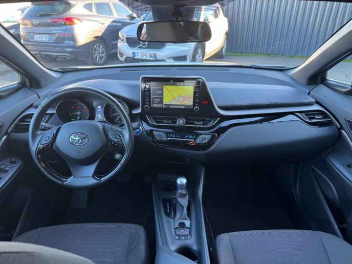 Toyota C-HR Hybrid Dynamic CVT 120ch Gris - 6