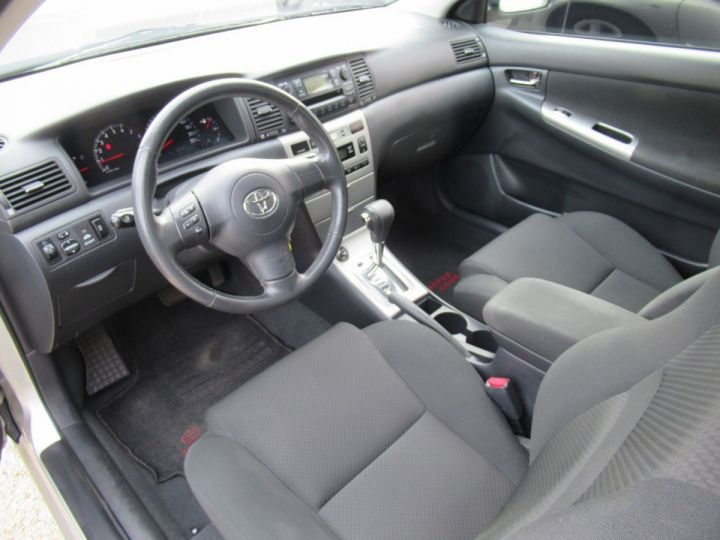 Toyota Corolla 110 1.6 VVT-I SOL 3P Gris Clair - 2