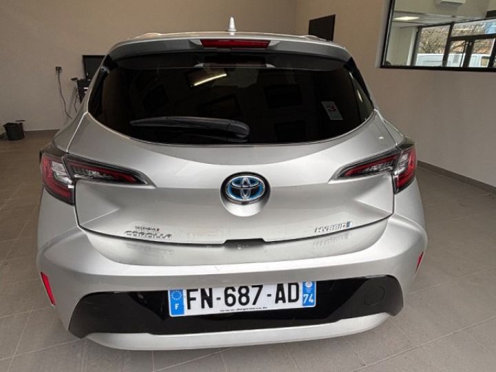 Toyota Corolla HYBRID DYNAMIC MULTIDRIVE ECVT Gris - 4