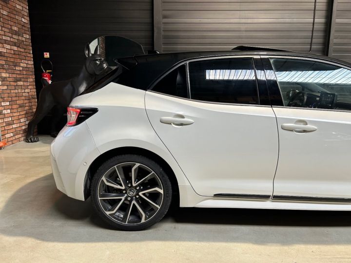 Toyota Corolla HYBRIDE MY20 COLLECTION 180h FULL OPTIONS Blanc - 42