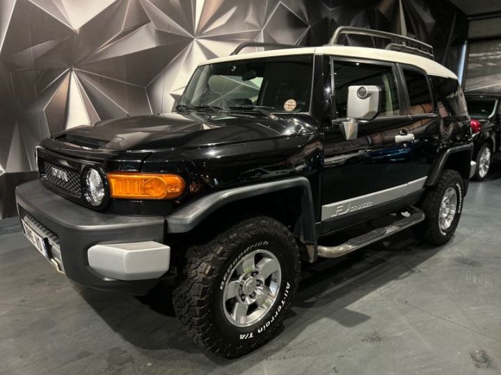 Toyota FJ Cruiser 4.0 V6 240 CH Noir - 1