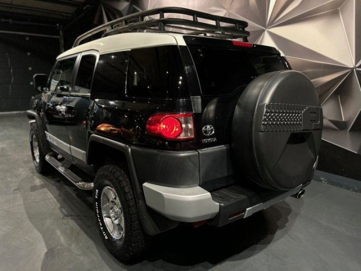 Toyota FJ Cruiser 4.0 V6 240 CH Noir - 5