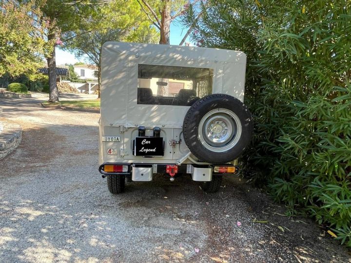 Toyota Land Cruiser BJ43 3.0 D BEIGE CLAIR - 24