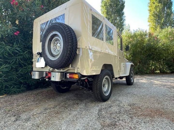 Toyota Land Cruiser BJ43 3.0 D BEIGE CLAIR - 59