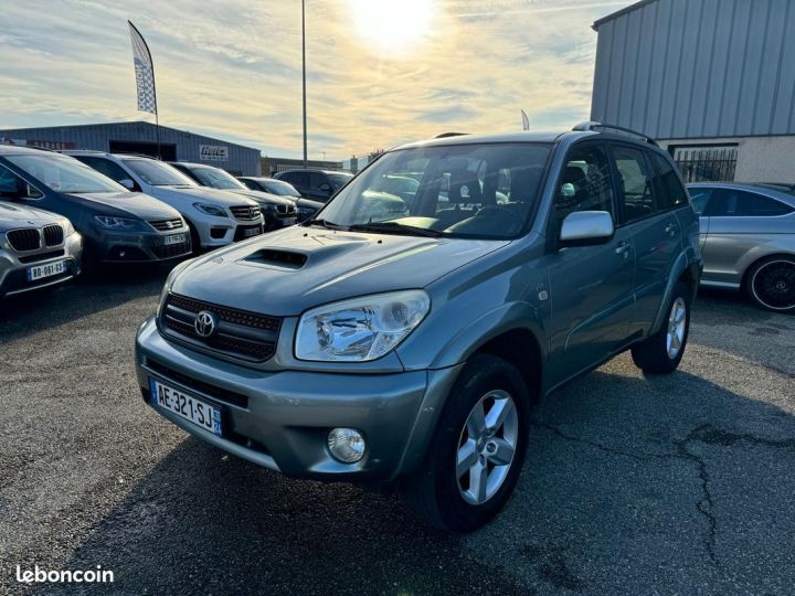 Toyota Rav4 115 ch d-4d gx 4wd Gris - 2