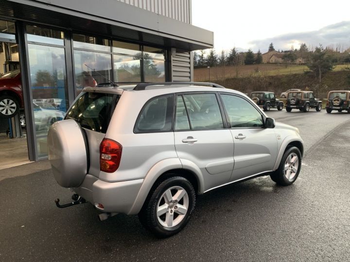 Toyota RAV4 2  L D4D 116 CV 5 portes  VX Occasion monistrol 