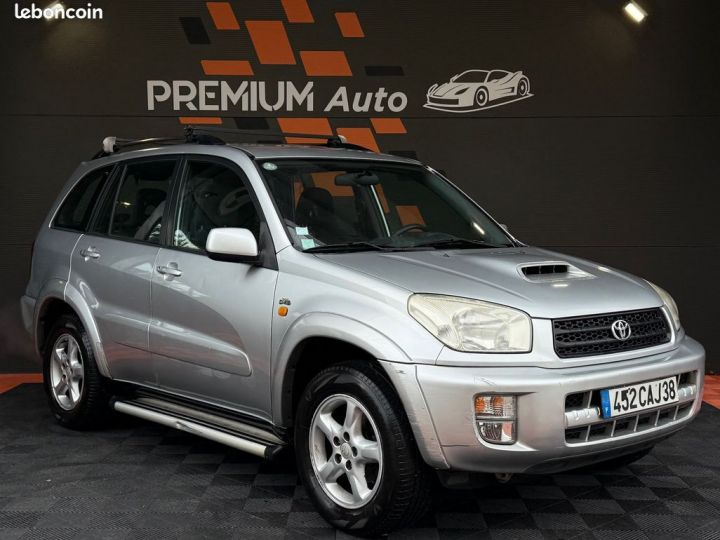 Toyota Rav4 D-4D 115 Cv Gx Attelage Climatisation Première Main Entretien Ok Ct 2026 Gris - 2