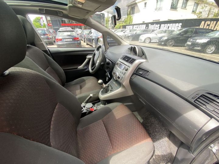 Toyota Verso 126 D-4D FAP SKYVIEW EDITION 5 PLACES Gris - 4