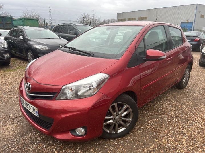 Toyota Yaris 1.4 D4D 90 Dynamic Rouge - 3