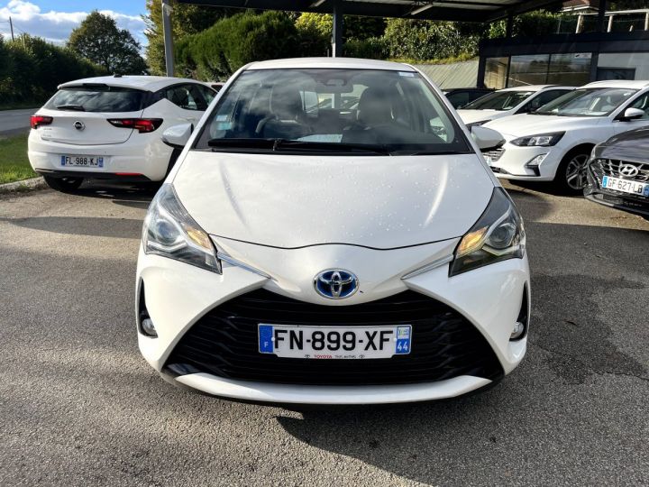 Toyota Yaris 1.5 VVT-I HYBRID FRANCE BUSINESS AUTO BLANC - 3