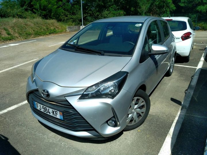 Toyota Yaris 70 VVT-i France Business 5p RC19 GRIS CLAIR - 1